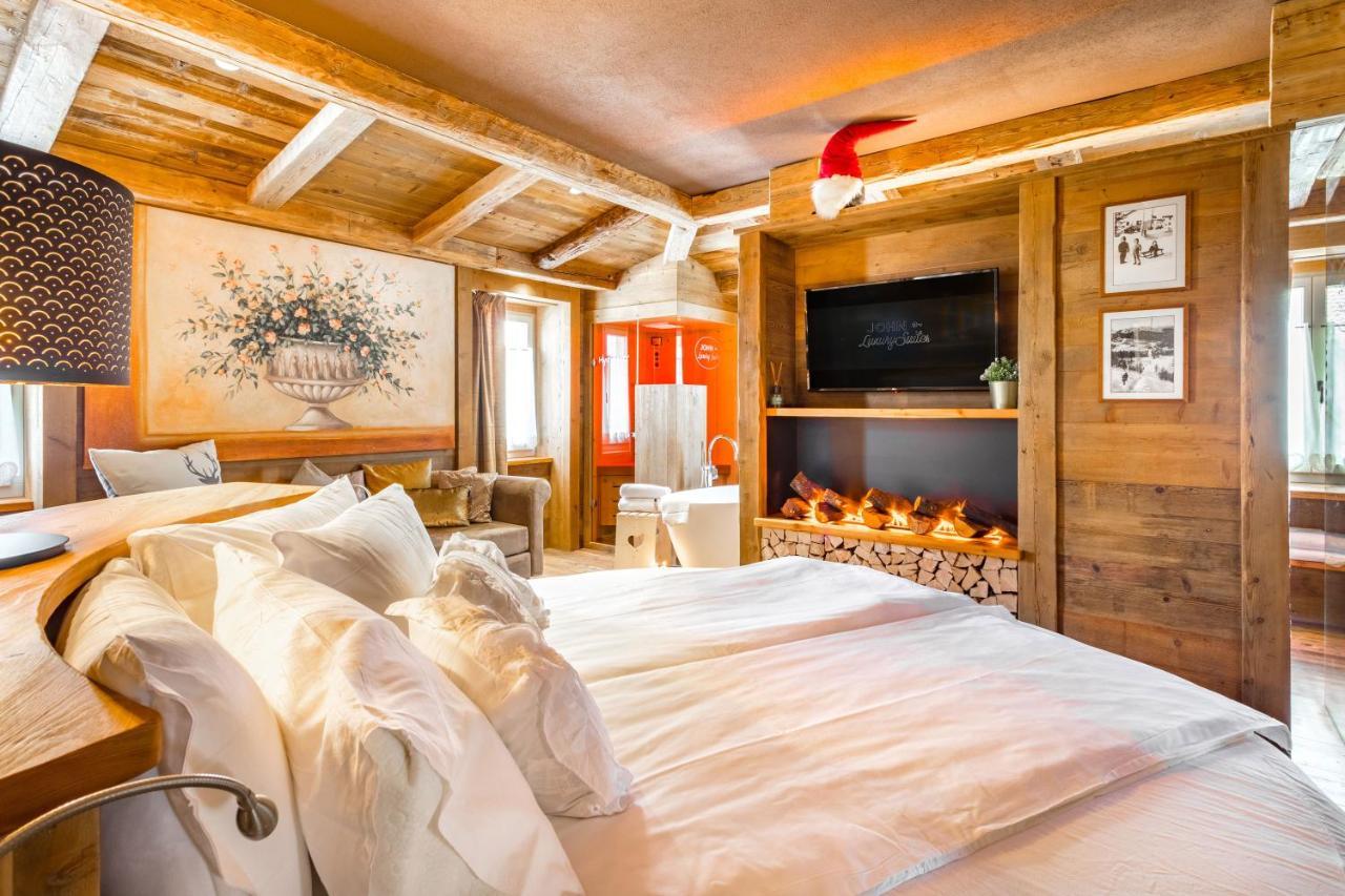 John Luxury Suites Folgaria Exterior photo
