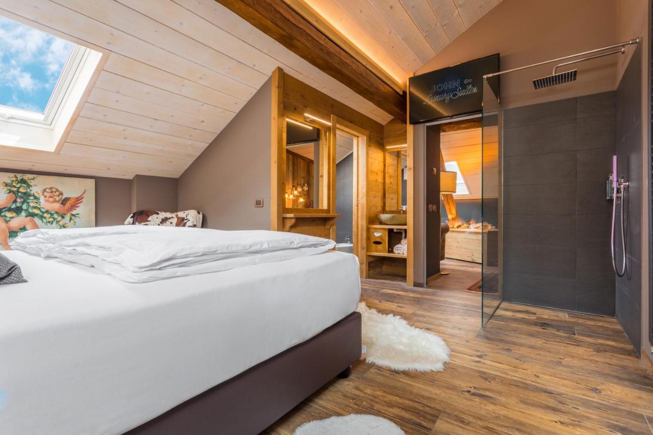 John Luxury Suites Folgaria Exterior photo