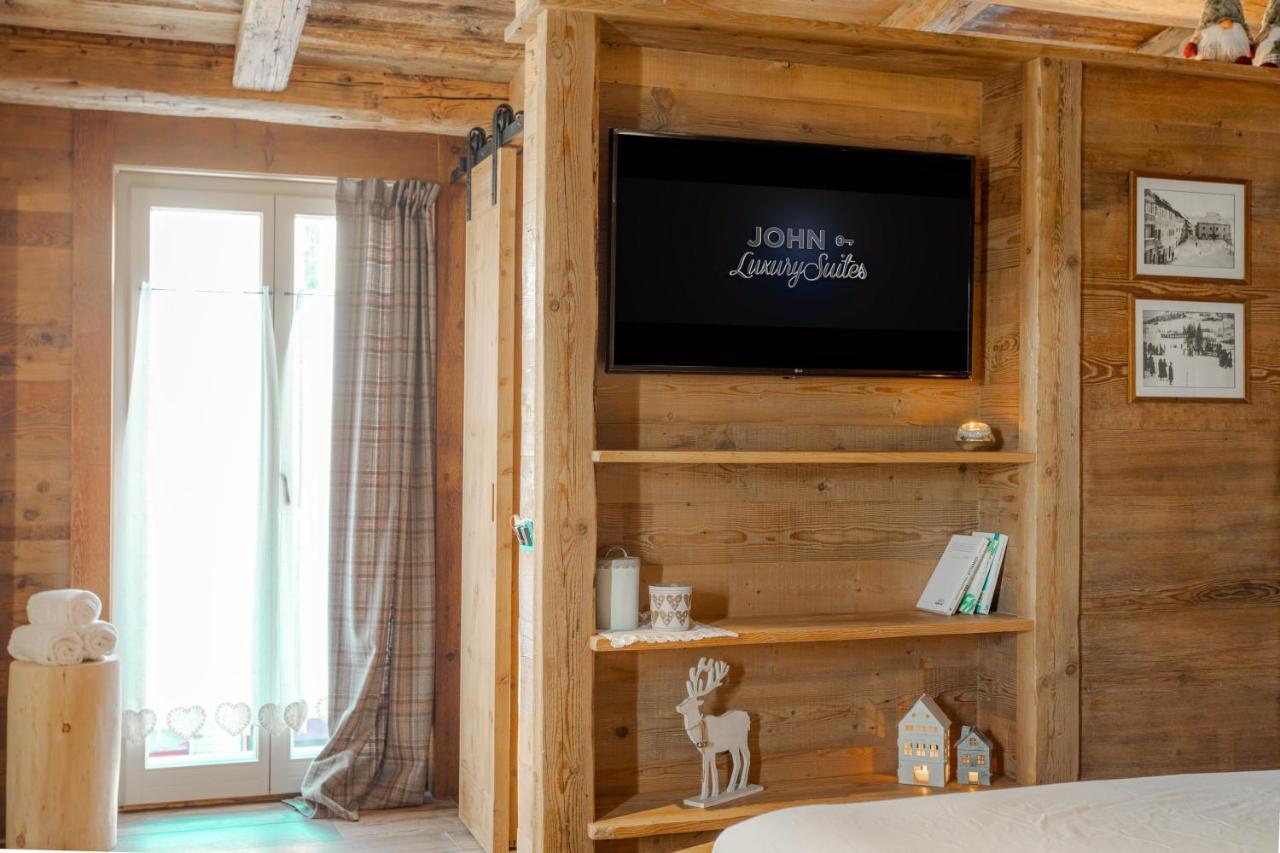 John Luxury Suites Folgaria Exterior photo